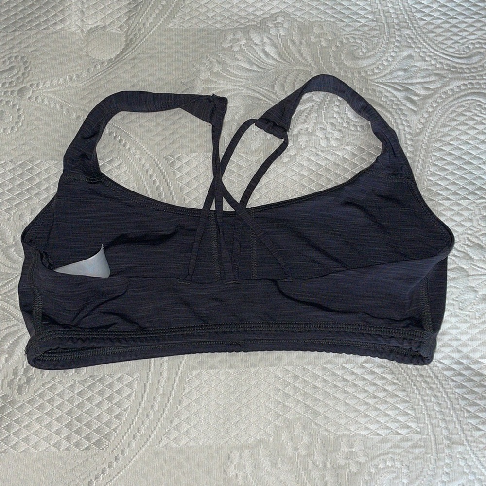 Sports bra - Picture 2 of 2